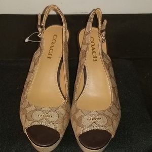 COACH WOMENS FERRY TOE SANDALS